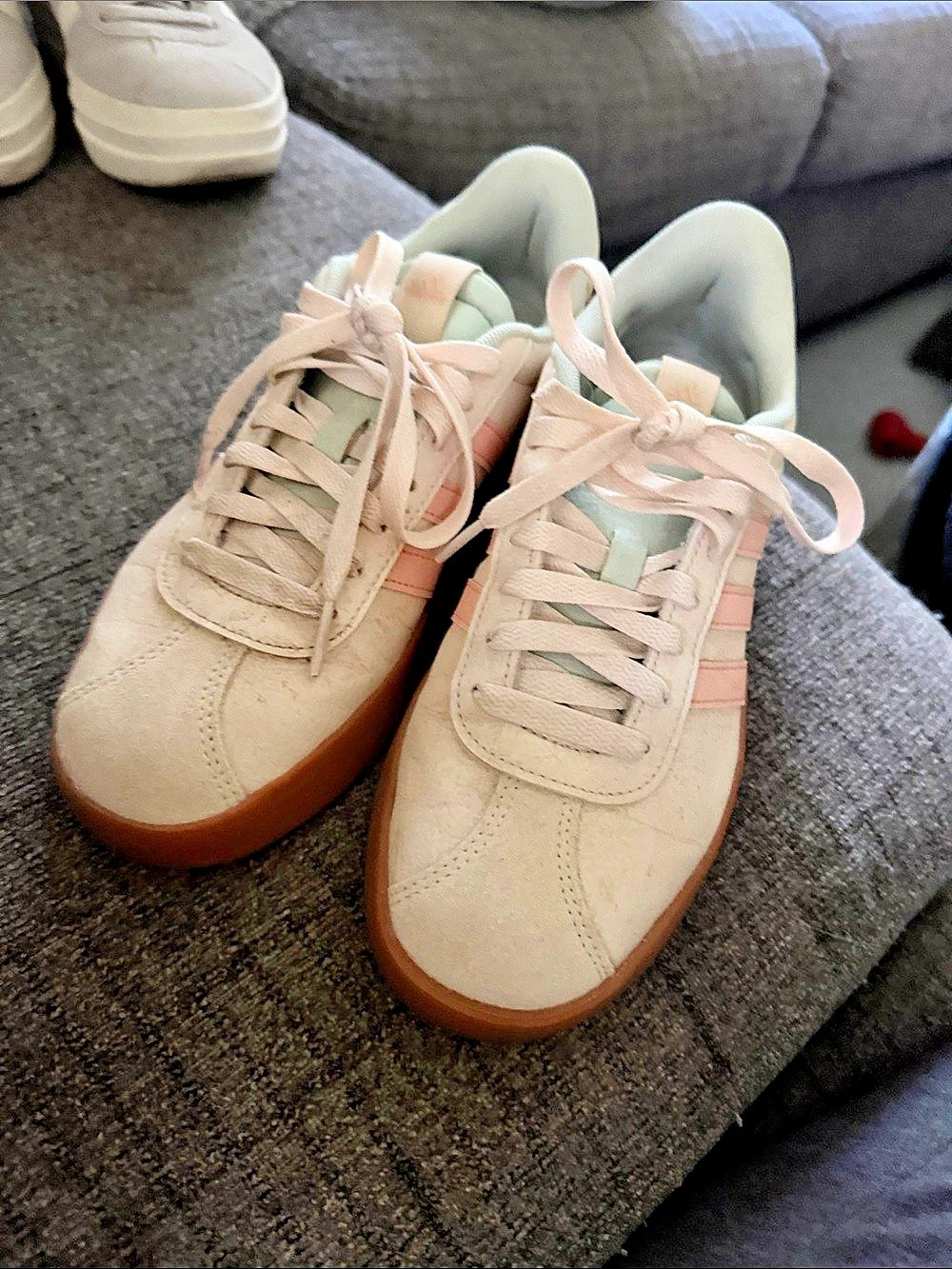 adidas Samba OG Off White Sandy Pink Gum Sneakers - Picture 2 of 2